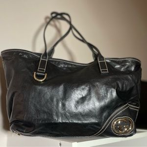 AUTHENTIC ⭐️ GUCCI Britt interlocking GG black lambskin leather shoulder…